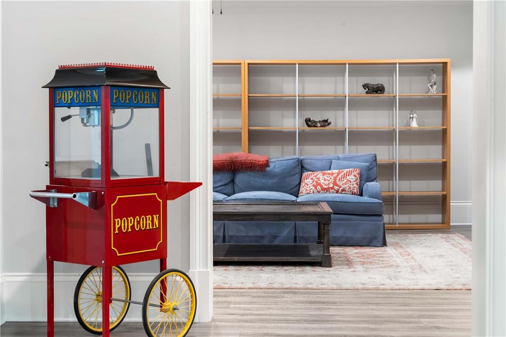 5021 Heatherwood Court