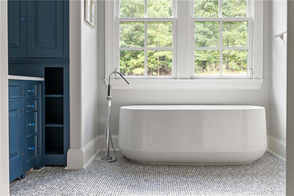 5021 Heatherwood Court