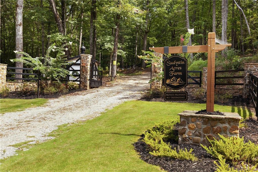 4864 Black Mountain Road