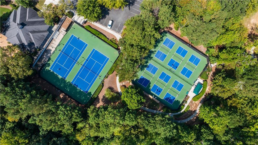 5365 Golden Leaf Trail