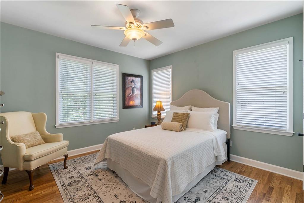 5365 Golden Leaf Trail