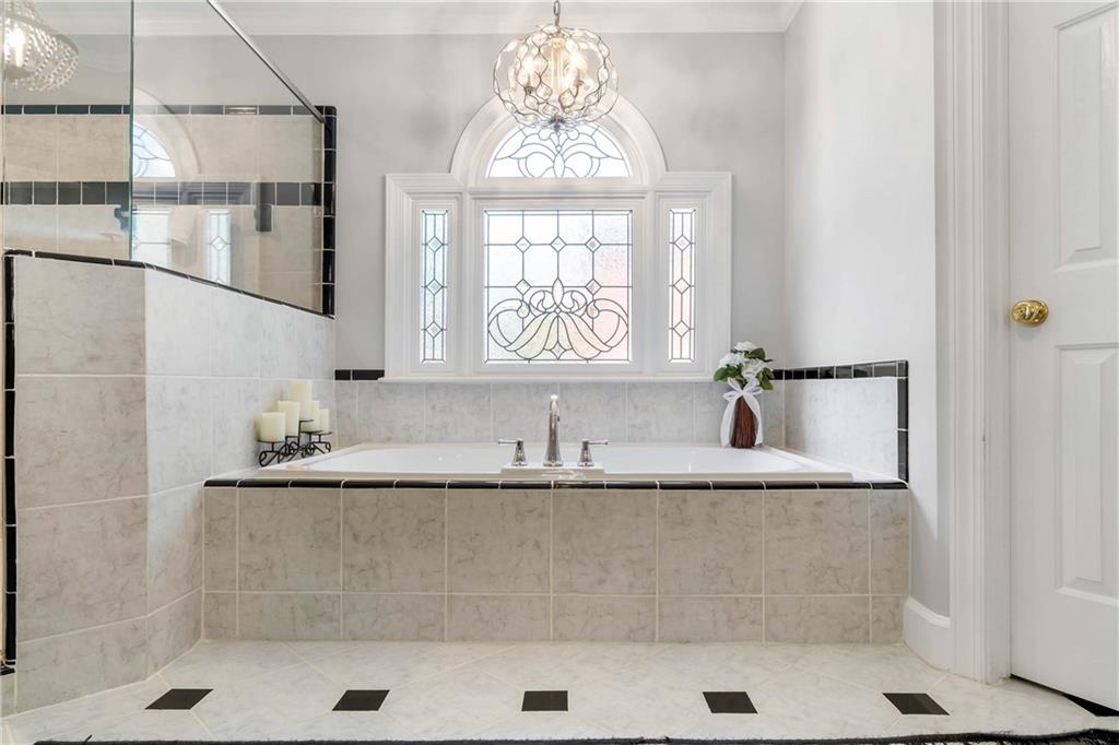 5365 Golden Leaf Trail