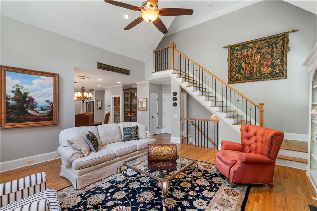 5365 Golden Leaf Trail