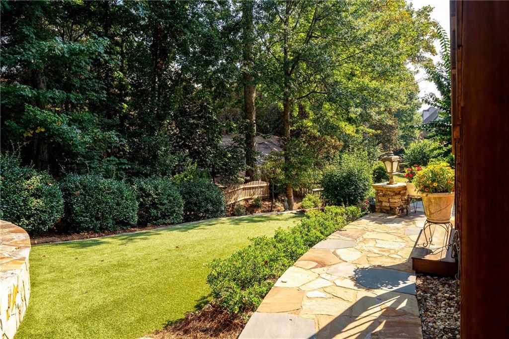 5365 Golden Leaf Trail