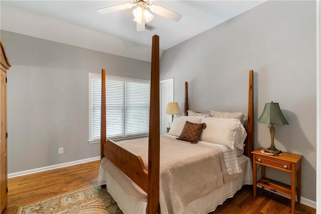 5365 Golden Leaf Trail