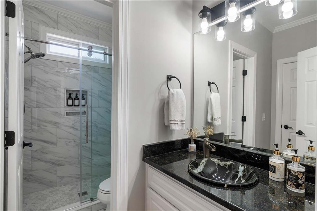 5365 Golden Leaf Trail