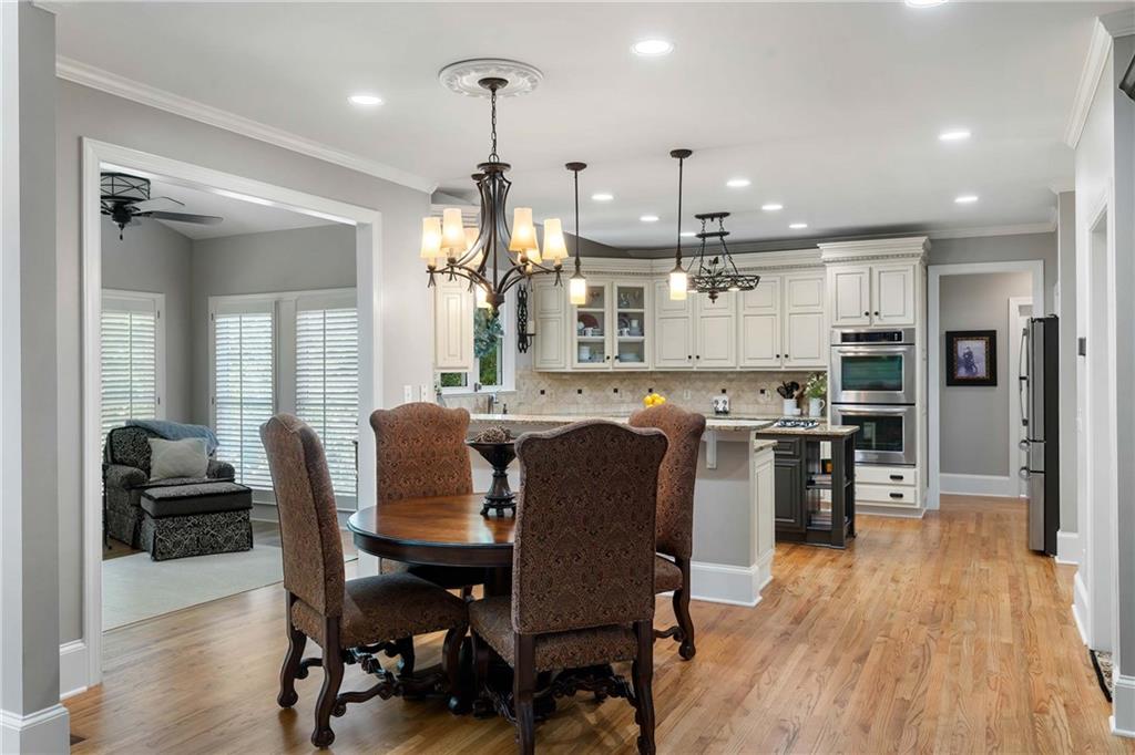 5365 Golden Leaf Trail