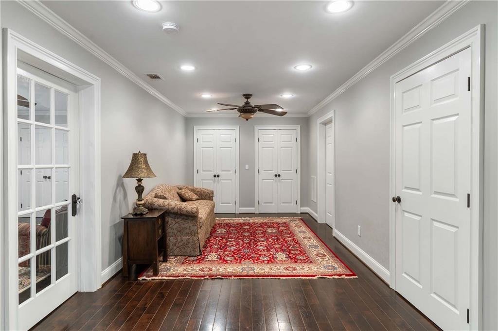 5365 Golden Leaf Trail