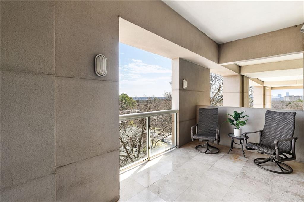 2881 Peachtree Road NE Unit 702