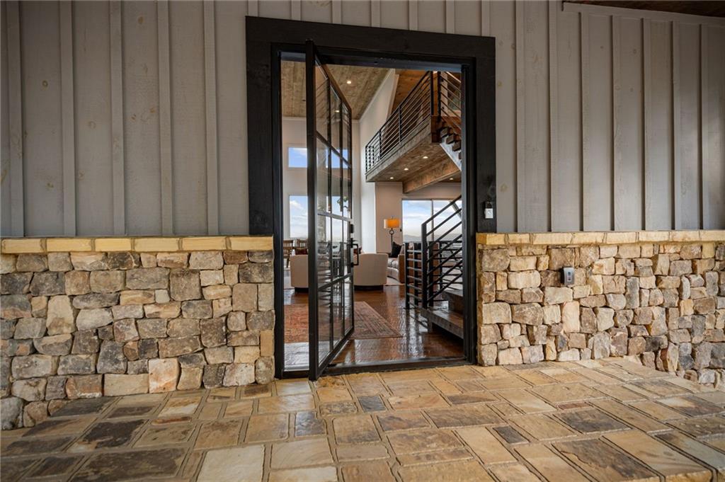 60 Jackies Bluff Road