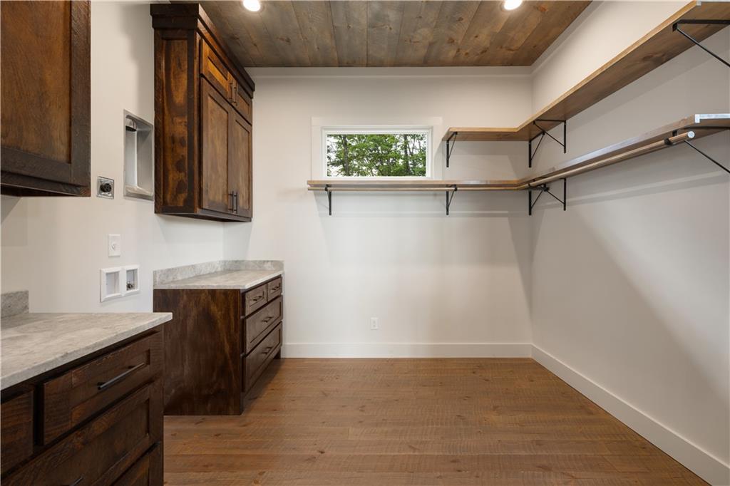 60 Jackies Bluff Road