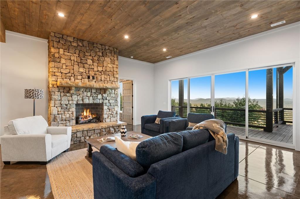 60 Jackies Bluff Road