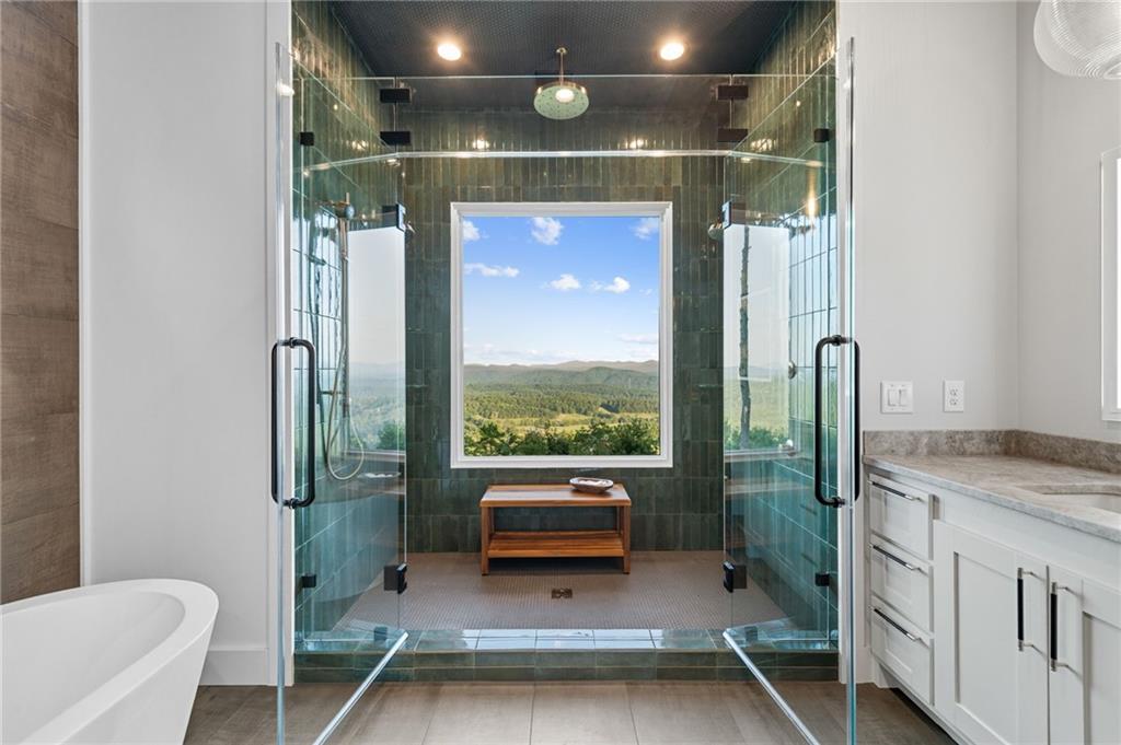 60 Jackies Bluff Road