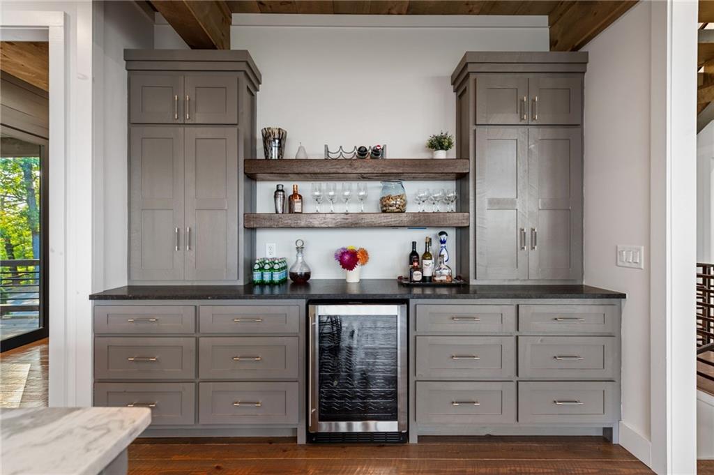 60 Jackies Bluff Road