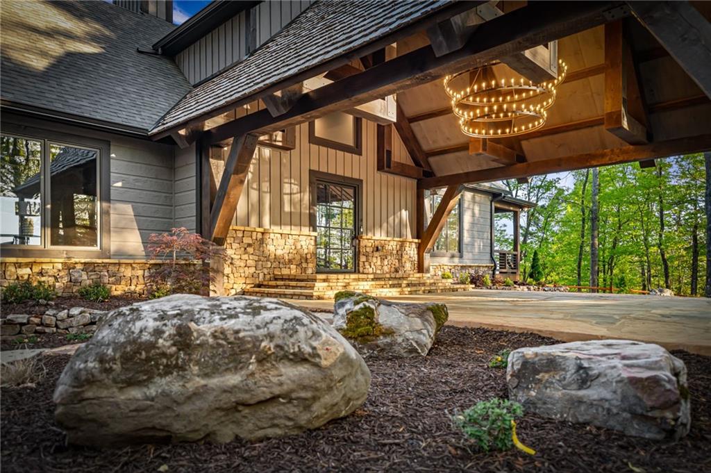 60 Jackies Bluff Road