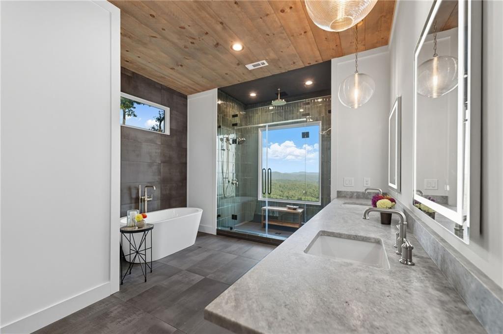 60 Jackies Bluff Road