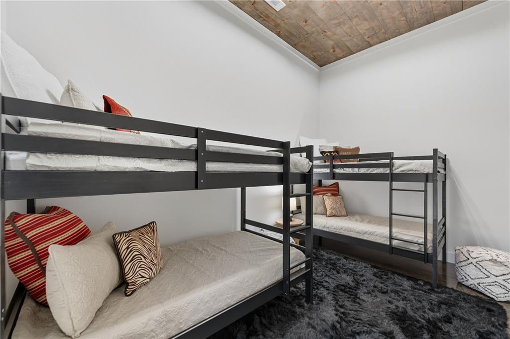 60 Jackies Bluff Road