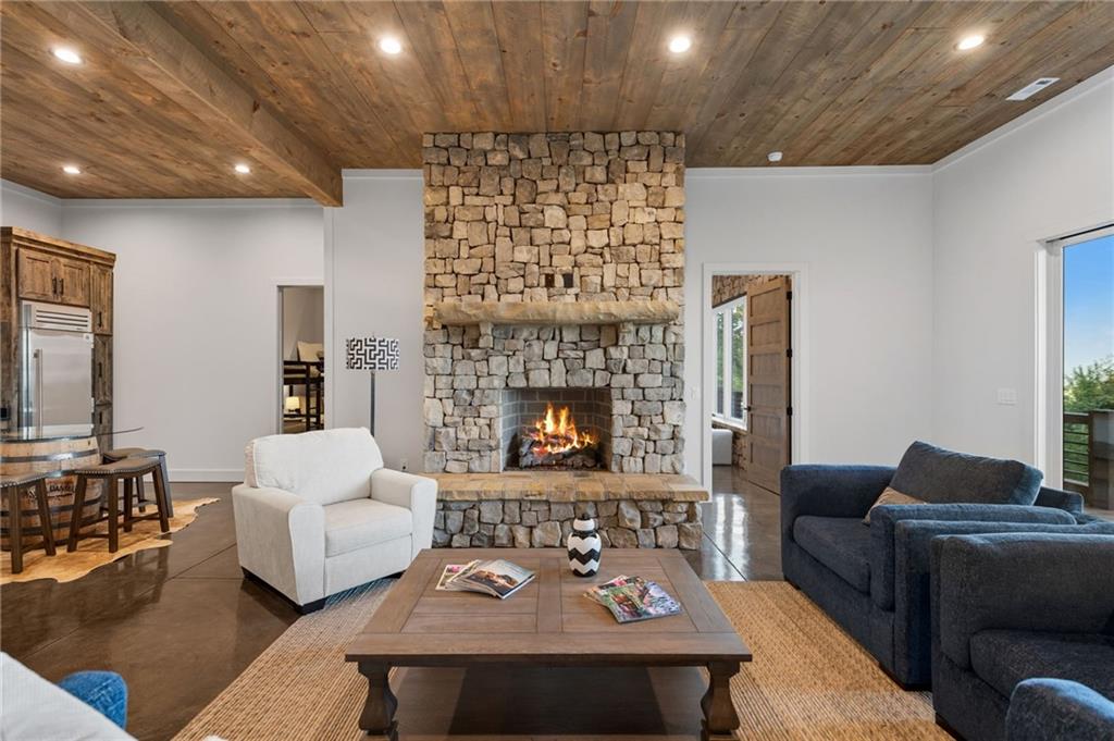 60 Jackies Bluff Road