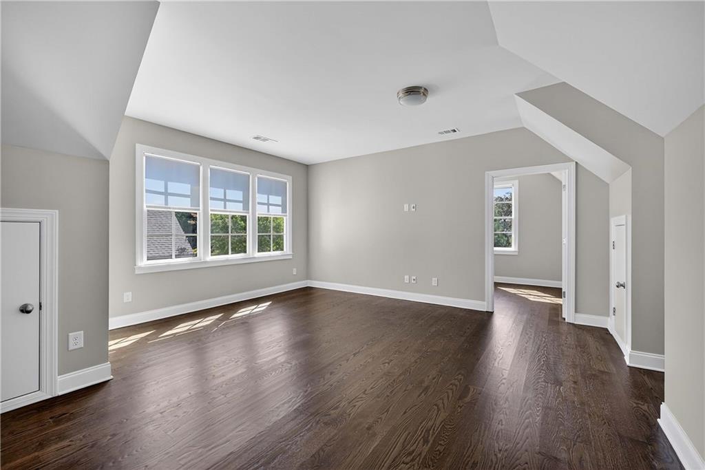 4596 Oakside Point