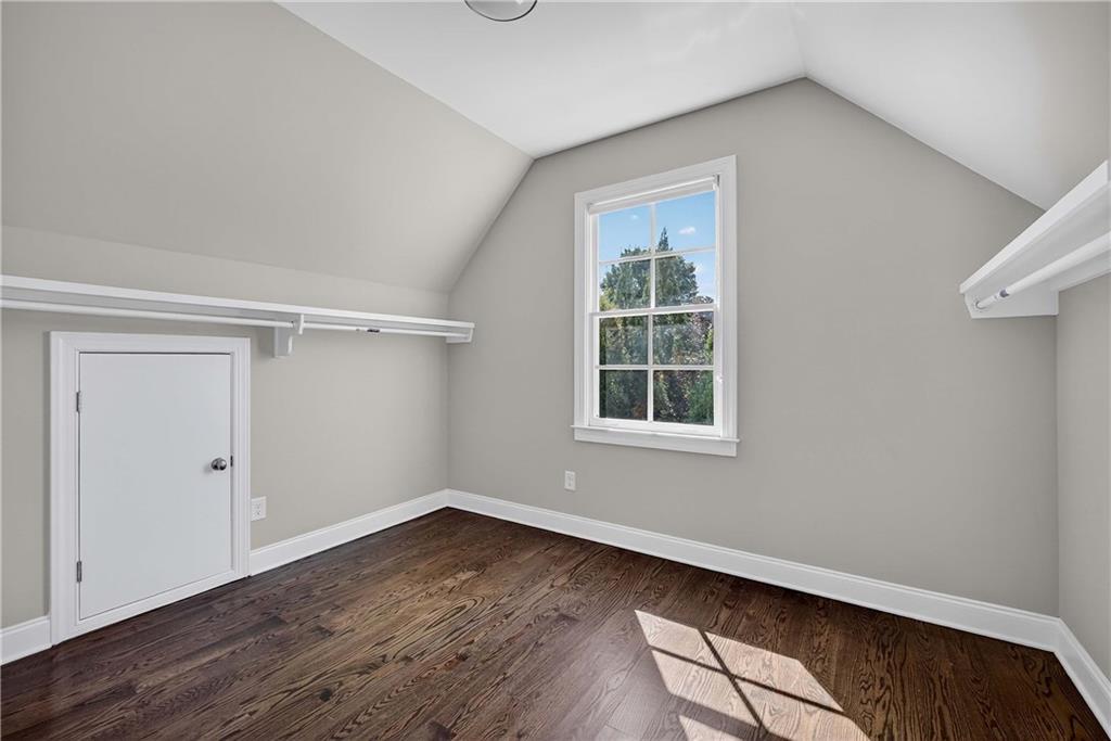 4596 Oakside Point