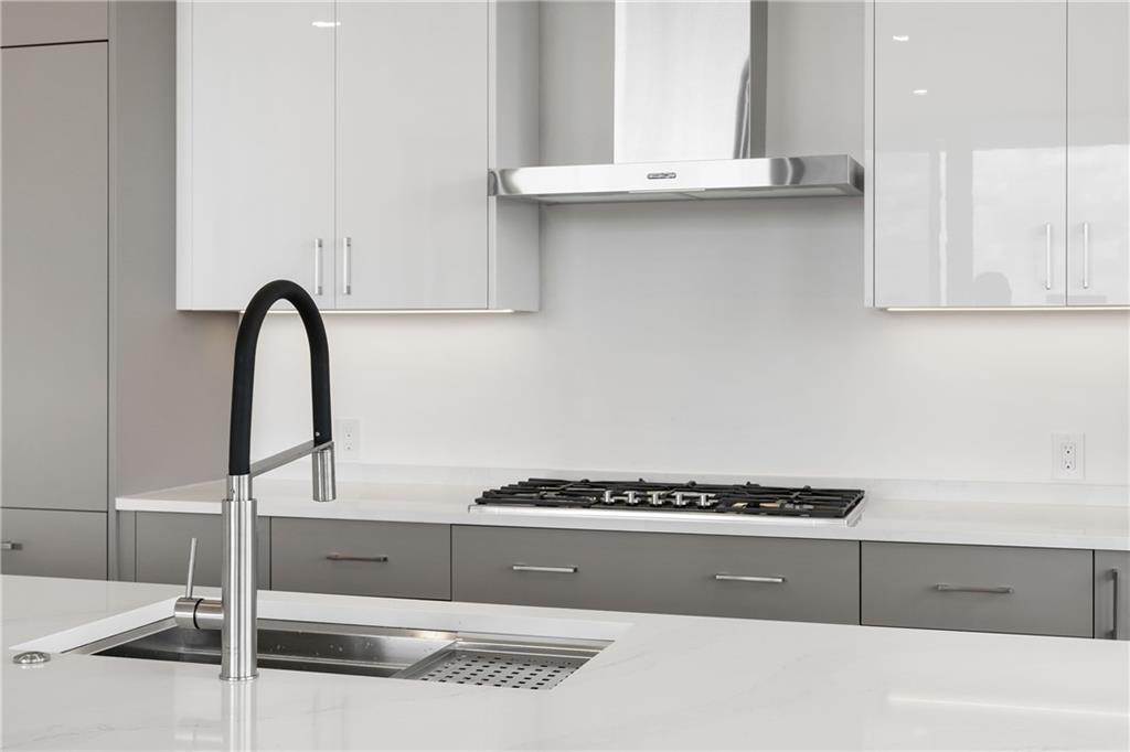 2425 Peachtree Road NE Unit 1409