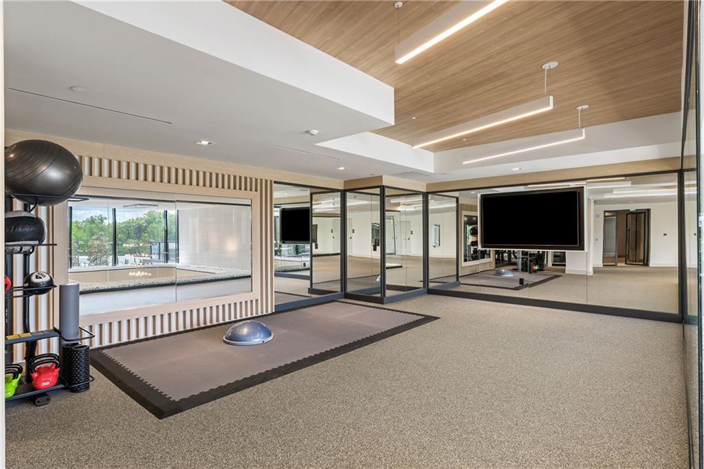 2425 Peachtree Road NE Unit 1409