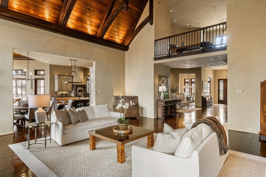 550 Blue Heron Way