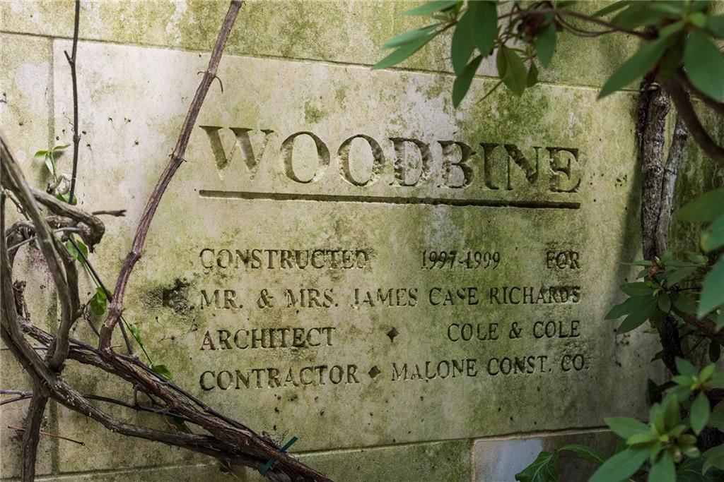 881 W Conway Drive NW