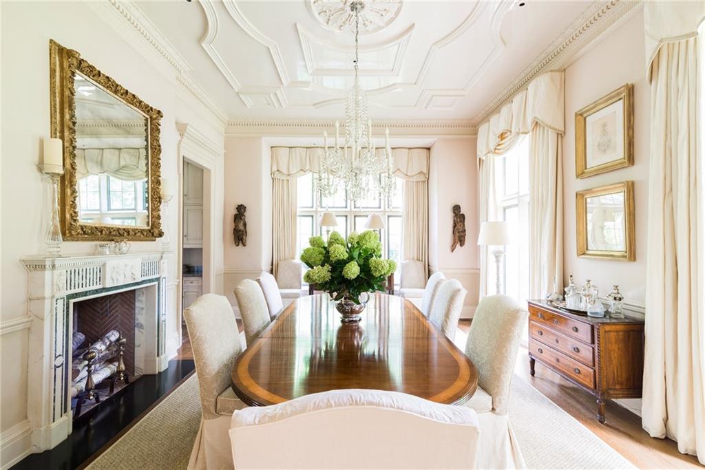 881 W Conway Drive NW