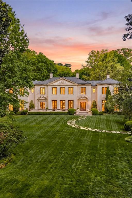 881 W Conway Drive NW