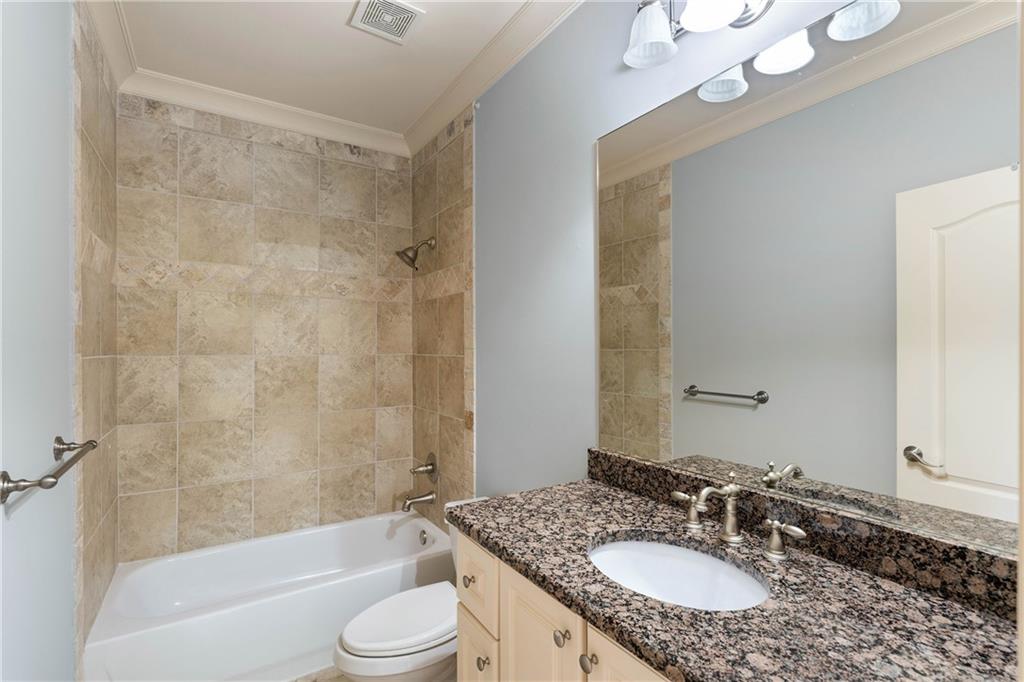 1720 Buckhead Valley Lane NE