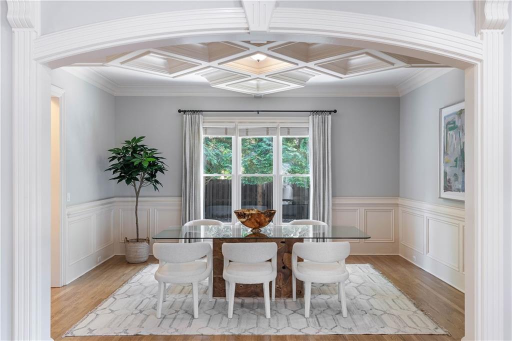 1720 Buckhead Valley Lane NE