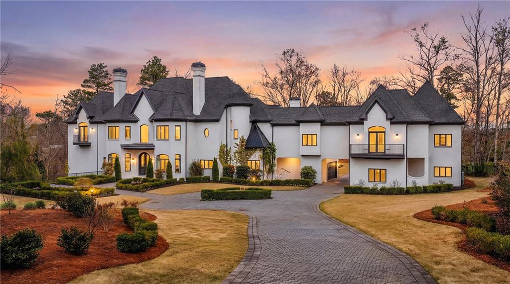 5320 Riverview Road NW