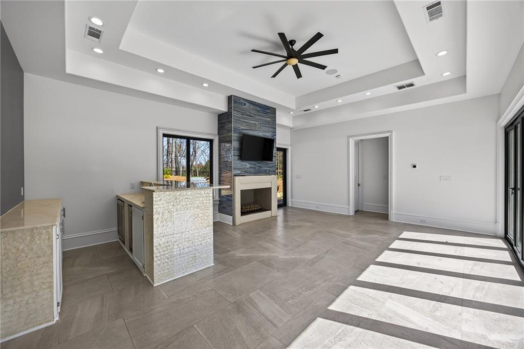 5320 Riverview Road NW