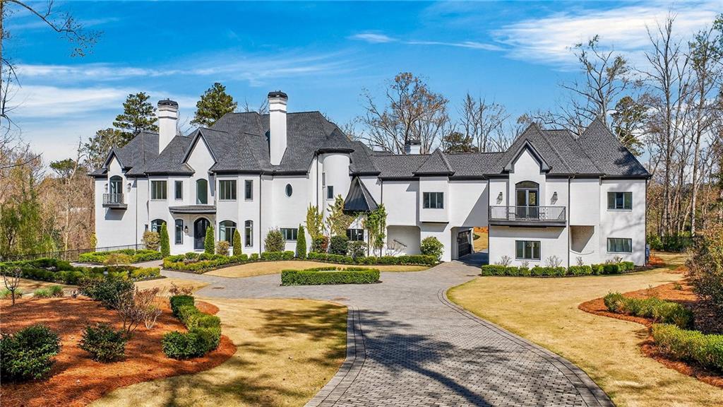 5320 Riverview Road NW