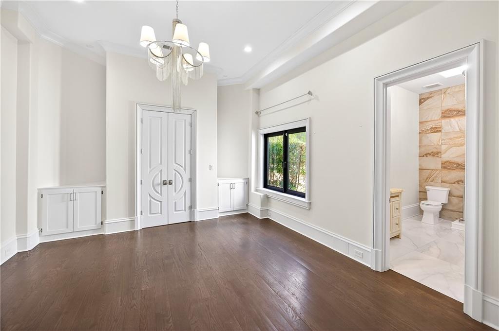 5320 Riverview Road NW