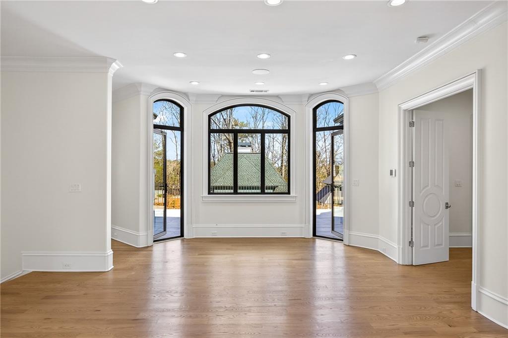 5320 Riverview Road NW