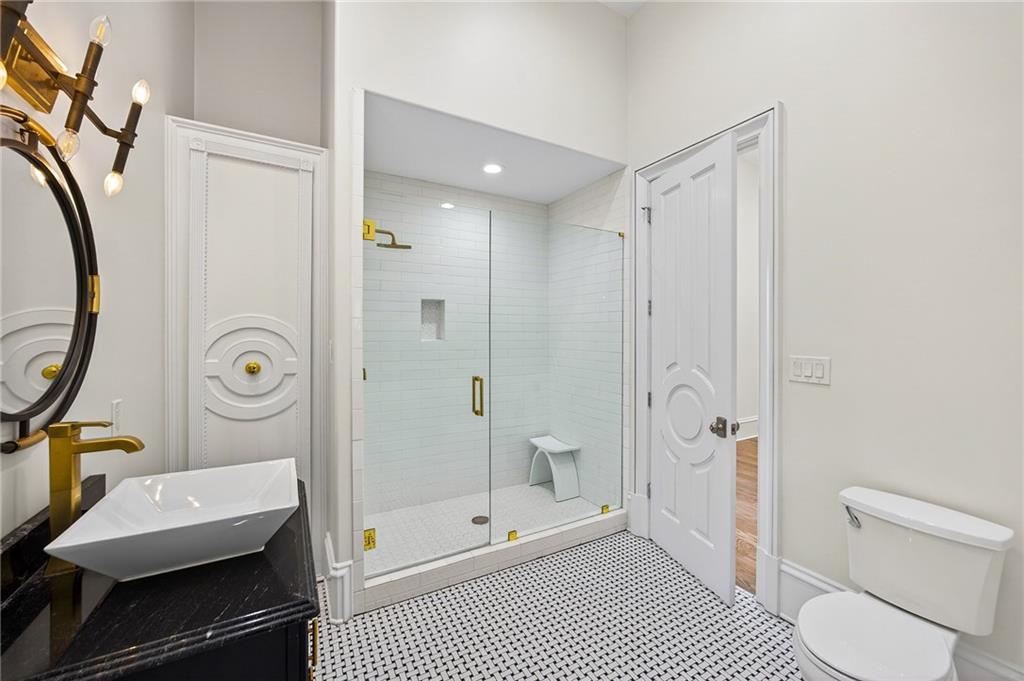 5320 Riverview Road NW