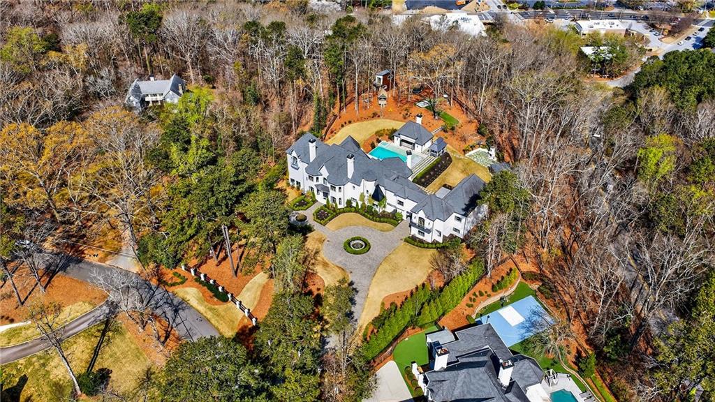 5320 Riverview Road NW