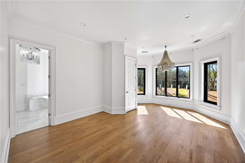 5320 Riverview Road NW