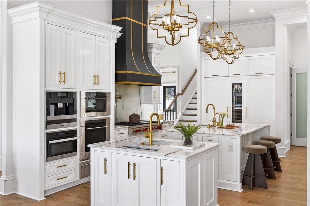 5320 Riverview Road NW