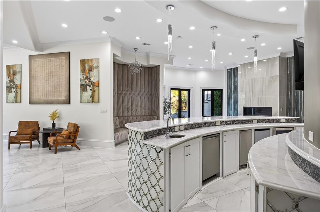 5320 Riverview Road NW