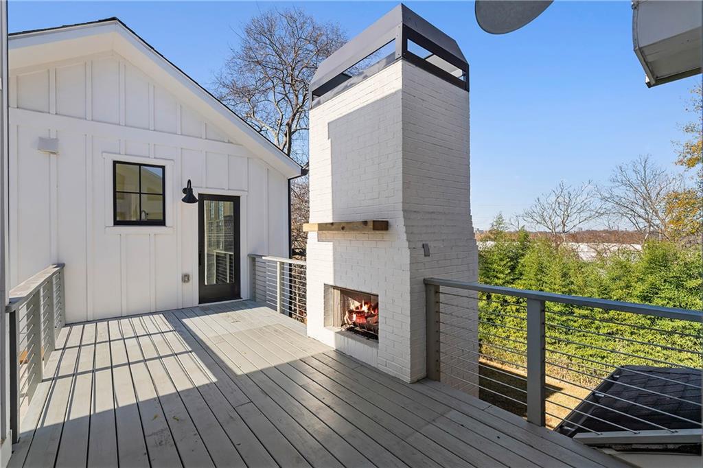 636 Kennesaw Avenue NE