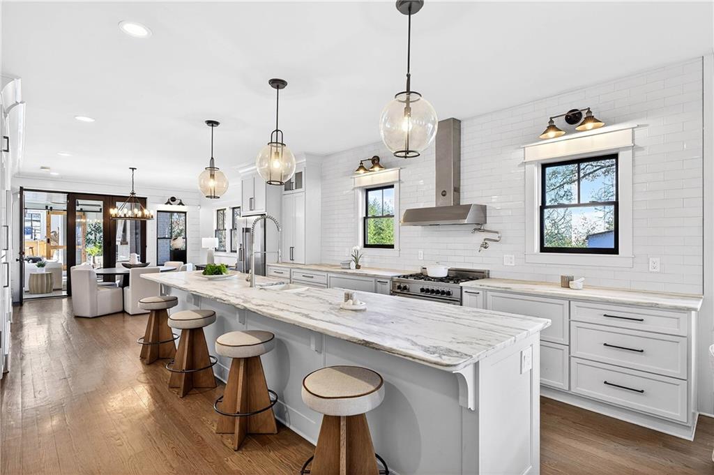 636 Kennesaw Avenue NE