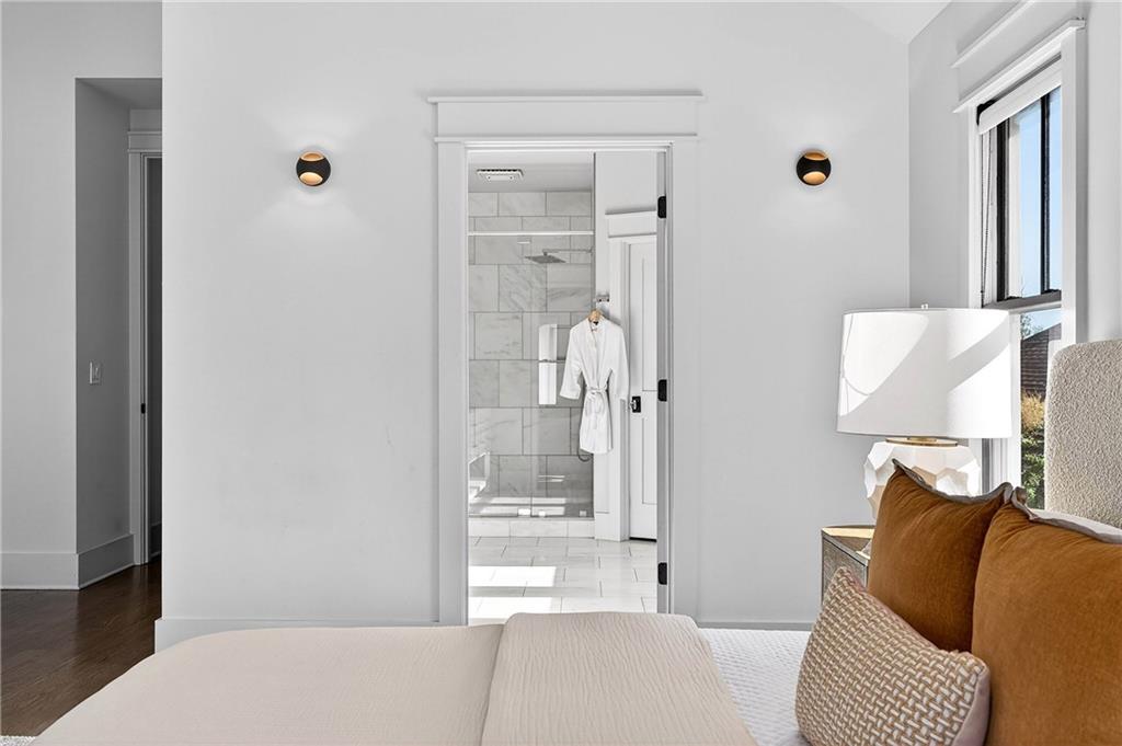 636 Kennesaw Avenue NE