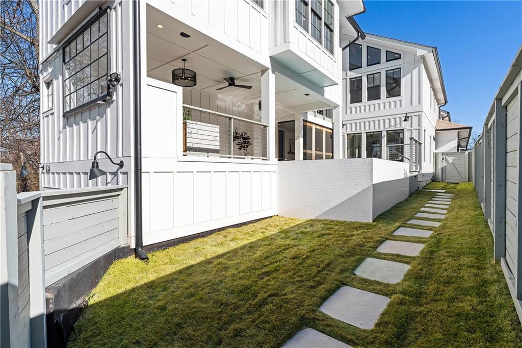 636 Kennesaw Avenue NE