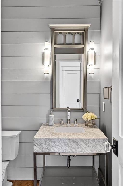 636 Kennesaw Avenue NE