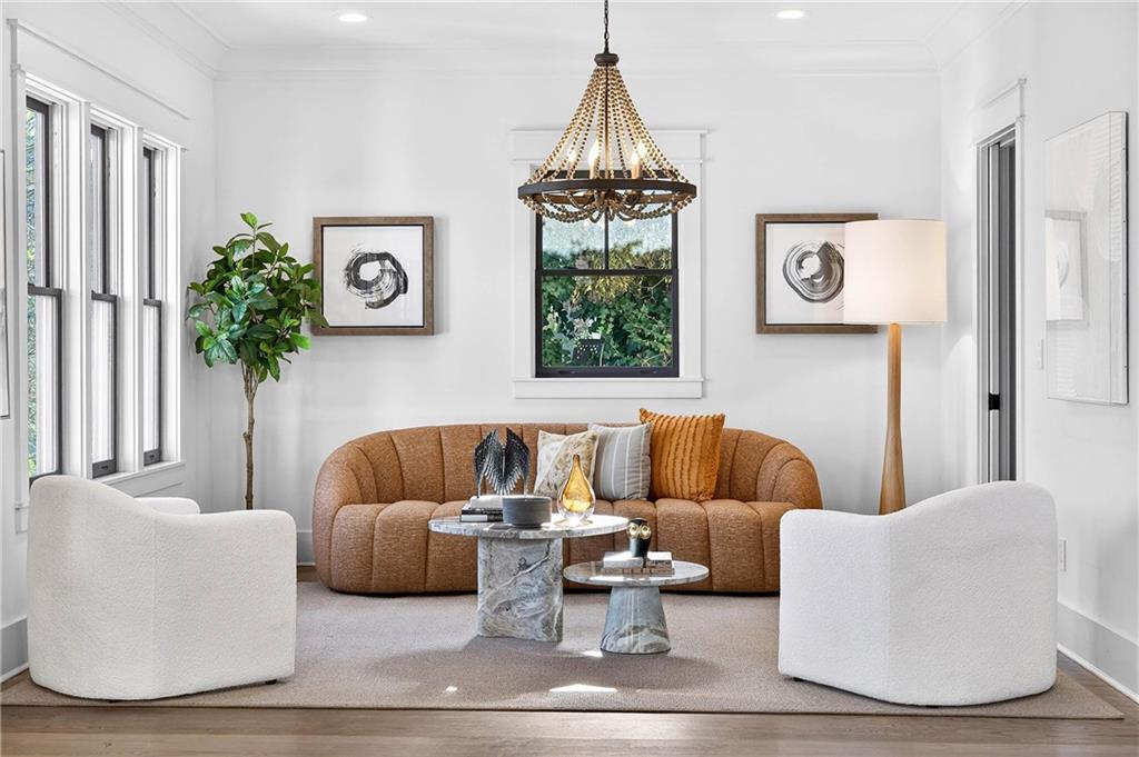 636 Kennesaw Avenue NE