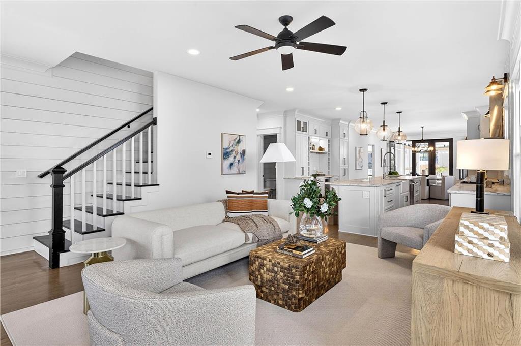 636 Kennesaw Avenue NE