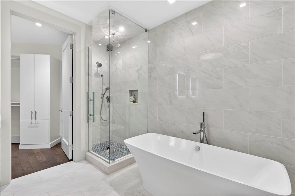 3107 Peachtree Road NE Unit 1104